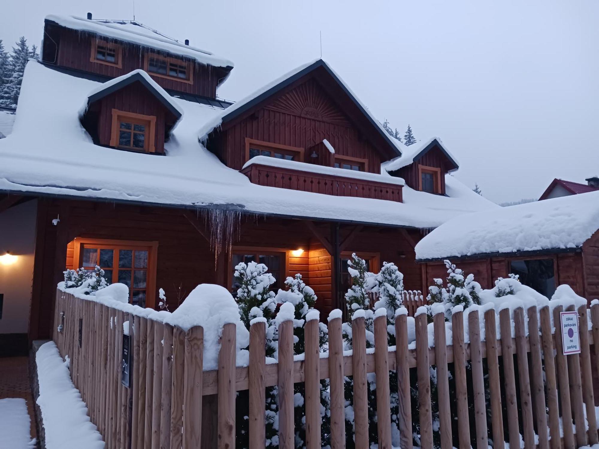 Apartman Jezerne Velke Karlovice Exterior photo